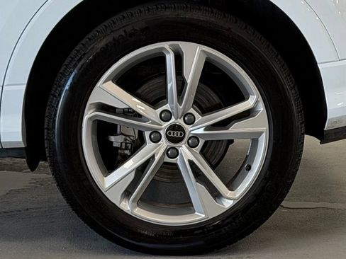 Used 2023 Audi Q3 2.0T Premium Plus w/ Premium Plus Package AWD/4WD image 8