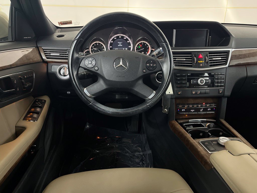 Used 2010 Mercedes-Benz E 350 Sedan image 31