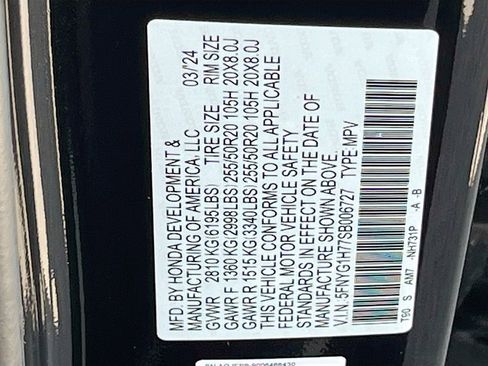 Used 2025 Honda Pilot Touring image 35