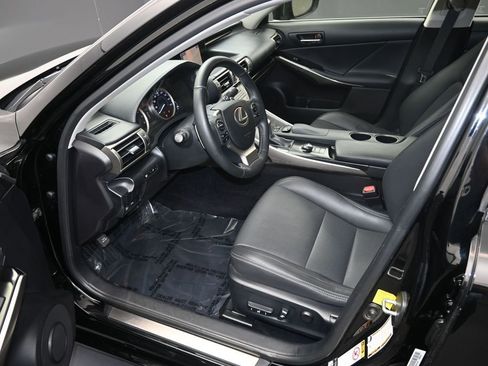 Used 2014 Lexus IS 350 image 10