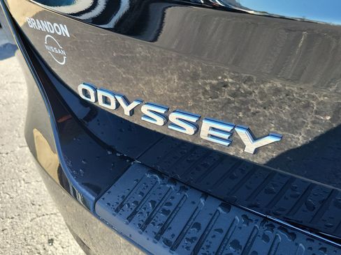 Used 2024 Honda Odyssey Sport image 8