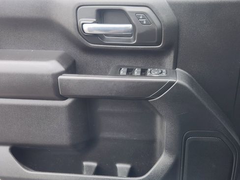 Used 2024 Chevrolet Silverado 2500 Custom w/ Custom Value Package image 22