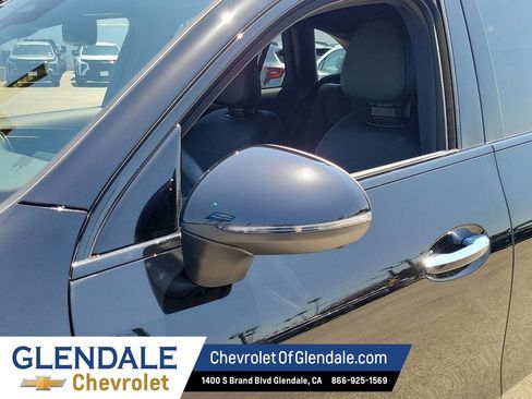 Used 2025 Mercedes-Benz GLC 300 image 19