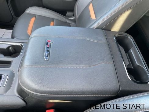 Used 2024 GMC Sierra 2500 AT4 w/ AT4 Preferred Package image 22