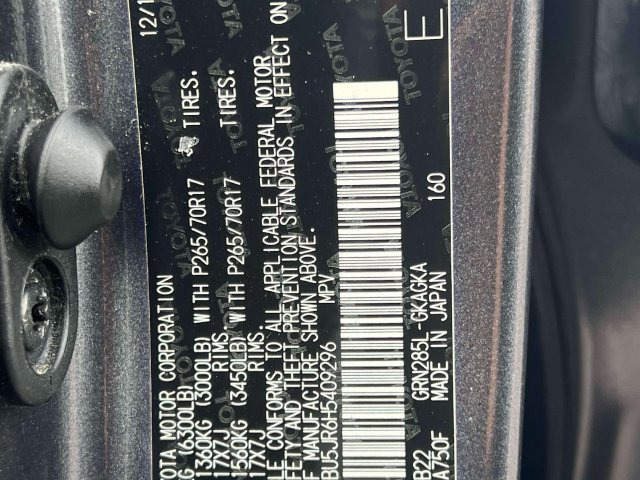 Used 2017 Toyota 4Runner SR5 Premium AWD/4WD image 35