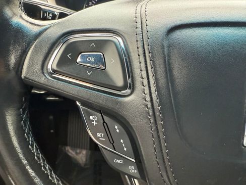 Used 2020 Lincoln MKZ Standard image 15