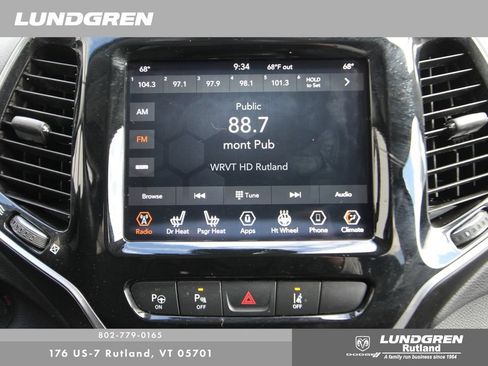 Used 2021 Jeep Cherokee Limited w/ Mopar Interior Package AWD/4WD image 34