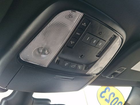 Used 2023 Dodge Durango GT AWD/4WD image 36