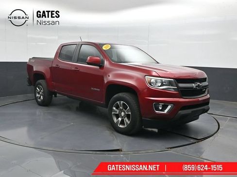 Used 2019 Chevrolet Colorado Z71 AWD/4WD image 4