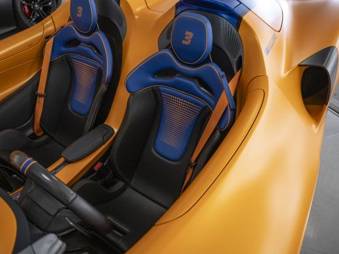 Used 2021 McLaren Elva RWD image 58