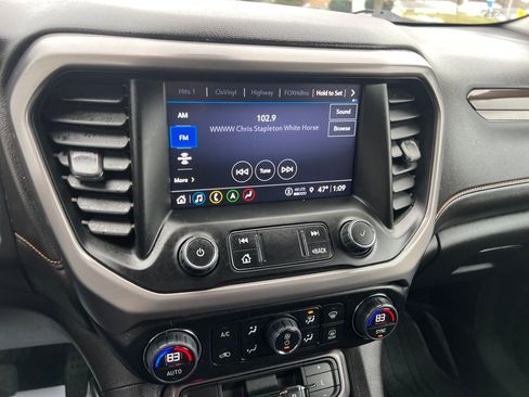 Used 2023 GMC Acadia AT4 w/ Technology Package image 15