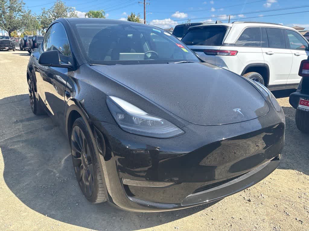 Used 2023 Tesla Model Y Performance AWD/4WD image 2