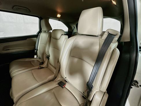 Used 2019 Honda Odyssey Touring image 23