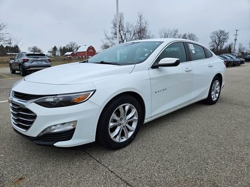 Used 2023 Chevrolet Malibu LT image 3