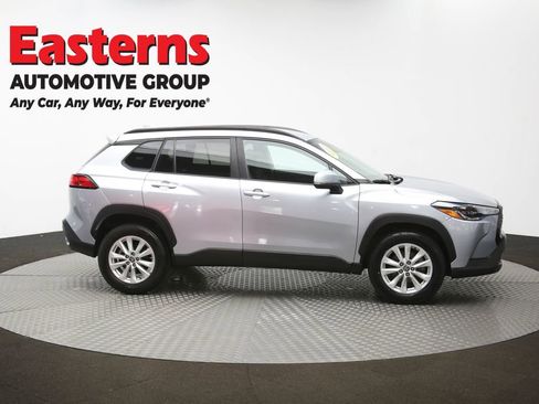 Used 2024 Toyota Corolla Cross LE image 45