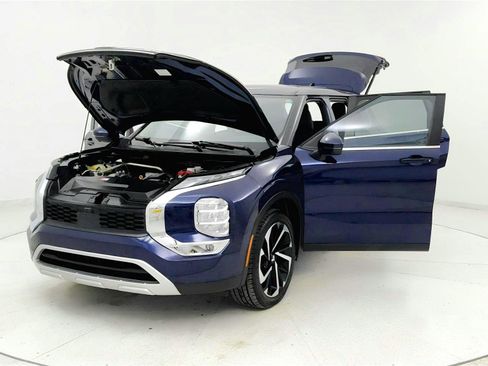 Used 2024 Mitsubishi Outlander FWD image 9