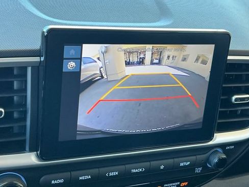 New 2026 Hyundai Venue SEL FWD image 18