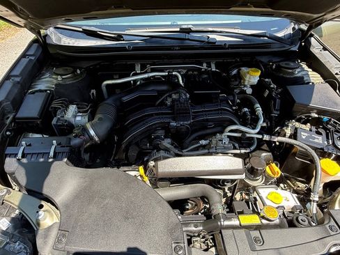 Used 2021 Subaru Outback Premium AWD/4WD image 9