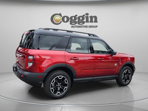 New 2025 Ford Bronco Sport Outer Banks image 5