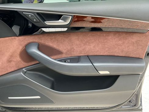 Used 2013 Audi A8 L 3.0T w/ Driver Assistance Pkg image 28