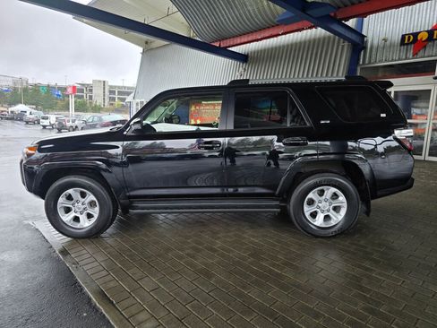 Used 2024 Toyota 4Runner SR5 Premium w/ Moonroof Package image 8