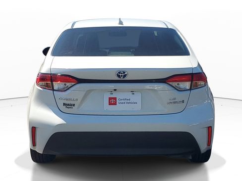 Certified 2024 Toyota Corolla LE FWD image 5