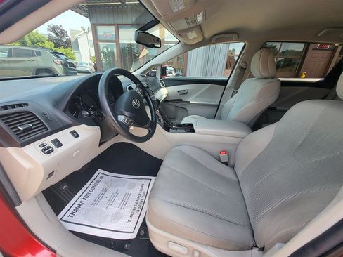 Used 2012 Toyota Venza LE w/ LE Convenience Pkg AWD/4WD image 9