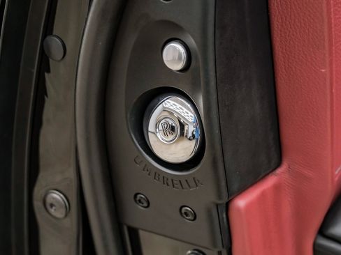 Used 2014 Rolls-Royce Ghost image 62