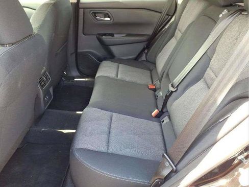 Certified 2026 Nissan Rogue SV FWD image 12