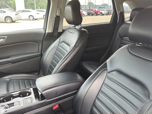 Used 2019 Ford Edge SEL w/ Equipment Group 201A AWD/4WD image 92