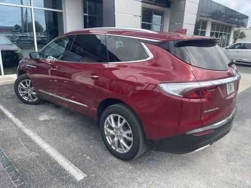 Used 2024 Buick Enclave Premium w/ Experience Buick Package FWD image 3