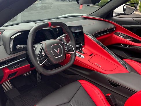 Used 2023 Chevrolet Corvette Stingray Premium Conv w/ Z51 Performance Package image 44