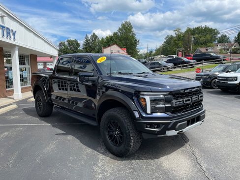 Certified 2025 Ford F150 Raptor AWD/4WD image 3