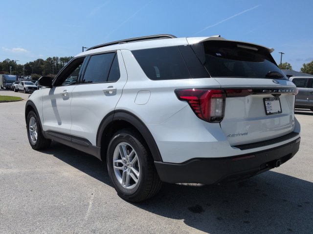 New 2027 Ford Explorer Active RWD image 6