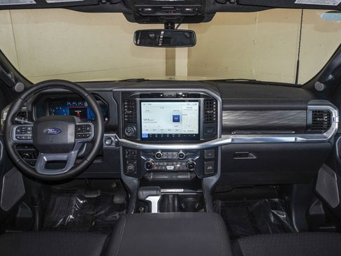 New 2025 Ford F150 Lariat w/ Equipment Group 502A High image 26