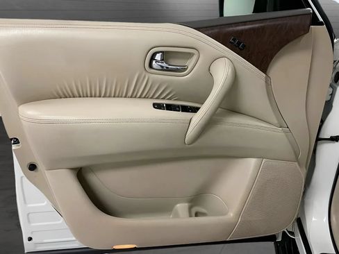 Used 2015 INFINITI QX80 2WD image 9
