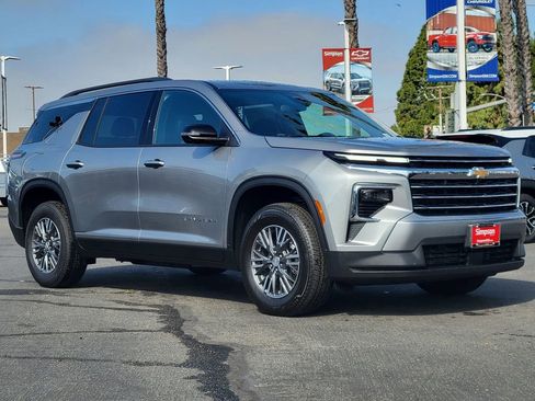 New 2026 Chevrolet Traverse LT image 25