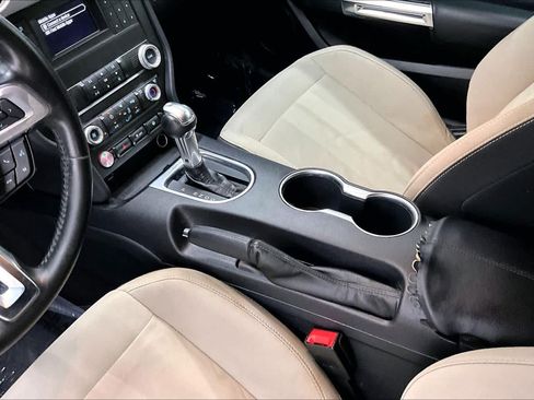 Used 2019 Ford Mustang GT RWD image 16