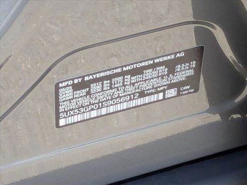 Certified 2025 BMW X3 xDrive30i w/ Premium Package image 18