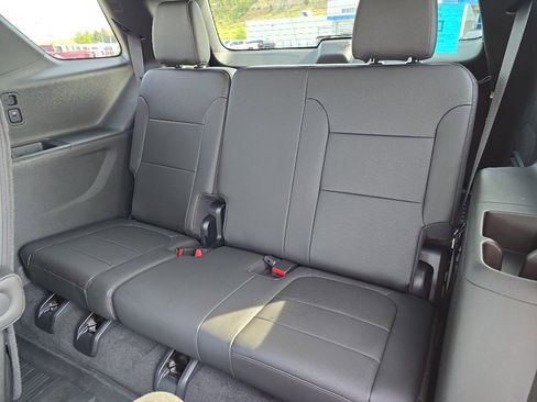 Certified 2023 Chevrolet Traverse High Country w/ LPO, Floor Liner Package AWD/4WD image 25