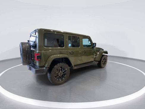 Used 2021 Jeep Wrangler Sahara w/ Cold Weather Group image 8