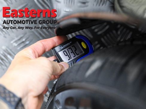 Used 2021 Nissan Altima 2.5 SV w/ SV Premium Package image 23