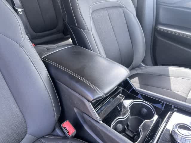 Used 2023 Jeep Grand Cherokee Laredo RWD image 29