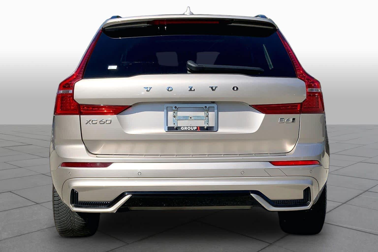 Used 2023 Volvo XC60 B6 Ultimate w/ Protection Package Premier AWD/4WD image 5