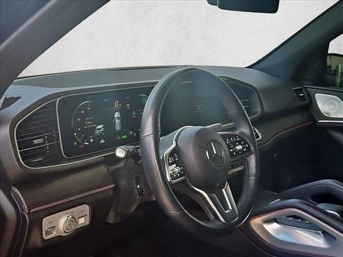 Used 2022 Mercedes-Benz GLE 450 4MATIC image 9