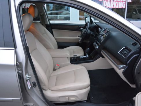 Used 2016 Subaru Outback 2.5i Limited image 16