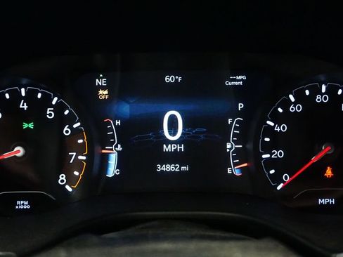 Used 2023 Jeep Compass Latitude image 31