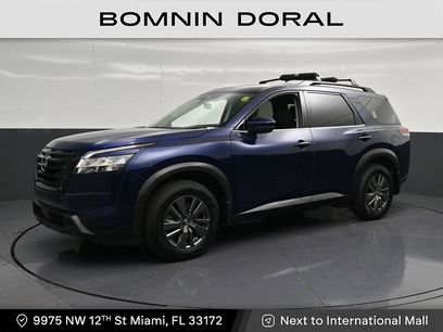 Used 2022 Nissan Pathfinder SV w/ SV Premium Package