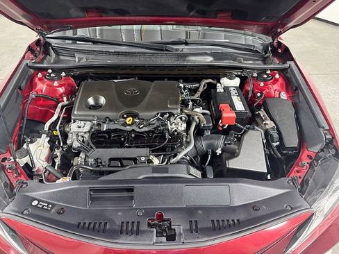 Used 2022 Toyota Camry LE w/ Carpet Mat Package (TMS) image 27