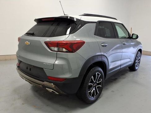 Used 2023 Chevrolet TrailBlazer ACTIV w/ Convenience Package FWD image 3
